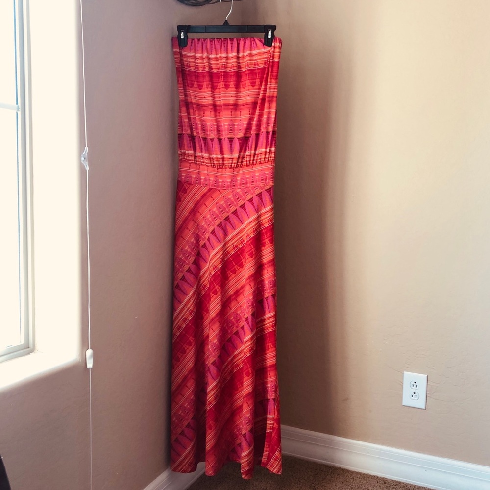 Veronica M strapless drop waist maxi dress small